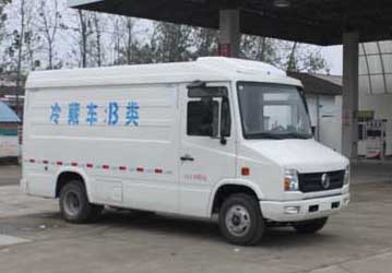 程力威牌CLW5044XLC5型冷藏車(chē)